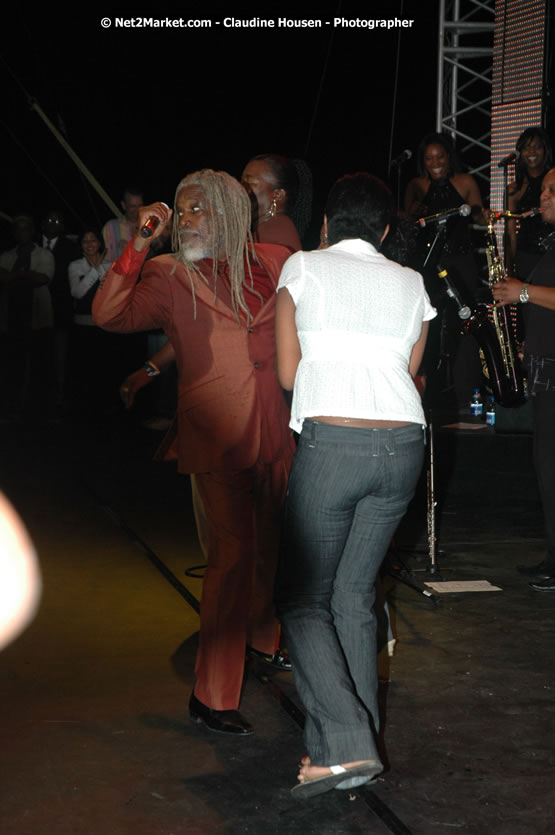 Billy Ocean at the Air Jamaica Jazz and Blues Festival 2008 The Art of Music - Saturday, January 26, 2008 - Air Jamaica Jazz & Blues 2008 The Art of Music venue at the Aqaueduct on Rose Hall Resort & Counrty Club, Montego Bay, St. James, Jamaica W.I. - Thursday, January 24 - Saturday, January 26, 2008 - Photographs by Net2Market.com - Claudine Housen & Barry J. Hough Sr, Photographers - Negril Travel Guide, Negril Jamaica WI - http://www.negriltravelguide.com - info@negriltravelguide.com...!