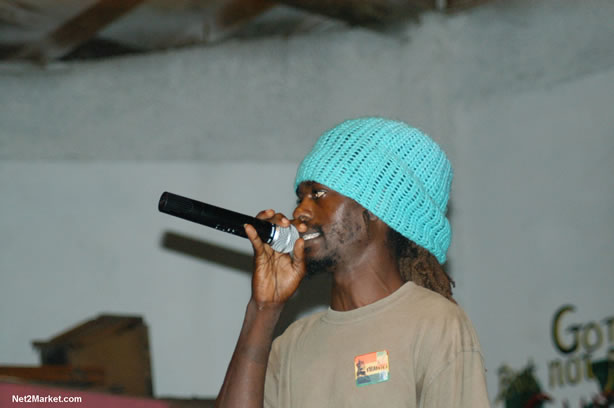 Reggae Superstar - Bush Man @ Bourbon Beach with Boddy Dread & Singing Honour - Presented by Our Music Promotions - Omar & Ama-Donna - Saturday, May 14, 2005 - Negril Travel Guide, Negril Jamaica WI - http://www.negriltravelguide.com - info@negriltravelguide.com...!