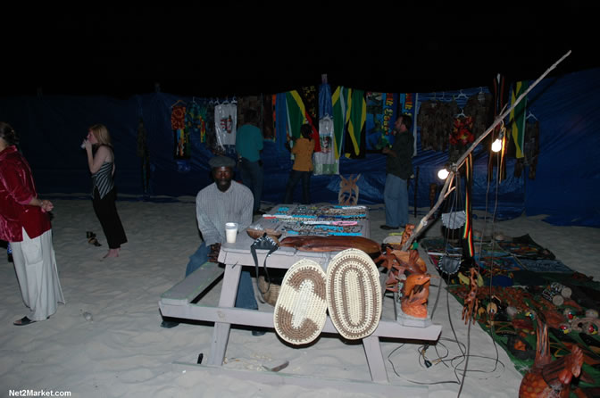 The Messenger, Reggae Super Star - Luciano - Gregory Isaacs - Bobby Dread - Swallow - backed by the Indika Band - Boubon Beach Restaurant, Beach Bar & Oceanfront Accommodations - Negril Travel Guide, Negril Jamaica WI - http://www.negriltravelguide.com - info@negriltravelguide.com...!