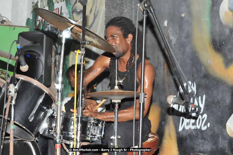  Coco Tea & Silver Cat at Bourbon Beach - Money Cologne Promotions presents The Growning of Coco Tea & Silver Cat at Bourbon Beach, Norman Manley Boulevard, Negril , Westmoreland, Jamaica W.I. - Monday, April 14, 2008 - Photographs by Barry J. Hough Sr. Photojournalist/Photograper - Photographs taken with a Nikon D70, D100, or D300 - Negril Travel Guide, Negril Jamaica WI - http://www.negriltravelguide.com - info@negriltravelguide.com...!