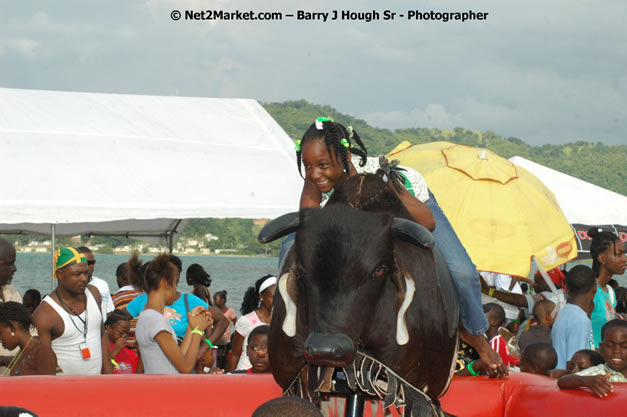 Cross De Harbour @ Lucea Car Park presented by Linkz Entertainment in association with Lucea Chamber of Commerce - Featuring Freddy Mc Gregor, Iley Dread, Mr. Vegas, Lt. Elmo, Champagne, Merital, CC, Brillant, TQ, Mad Dog, Chumps - Lucea, Hanover, Jamaica - Negril Travel Guide.com, Negril Jamaica WI - http://www.negriltravelguide.com - info@negriltravelguide.com...!