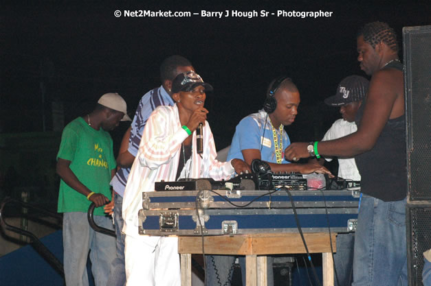 Cross De Harbour @ Lucea Car Park presented by Linkz Entertainment in association with Lucea Chamber of Commerce - Featuring Freddy Mc Gregor, Iley Dread, Mr. Vegas, Lt. Elmo, Champagne, Merital, CC, Brillant, TQ, Mad Dog, Chumps - Lucea, Hanover, Jamaica - Negril Travel Guide.com, Negril Jamaica WI - http://www.negriltravelguide.com - info@negriltravelguide.com...!