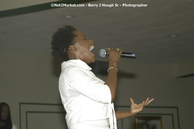 Etana - Reflections - Cure Fest 2007 - All White Birth-Night Party - Hosted by Jah Cure - Starfish Trelawny Hotel - Trelawny, Jamaica - Friday, October 12, 2007 - Cure Fest 2007 October 12th-14th, 2007 Presented by Danger Promotions, Iyah Cure Promotions, and Brass Gate Promotions - Alison Young, Publicist - Photographs by Net2Market.com - Barry J. Hough Sr, Photographer - Negril Travel Guide, Negril Jamaica WI - http://www.negriltravelguide.com - info@negriltravelguide.com...!