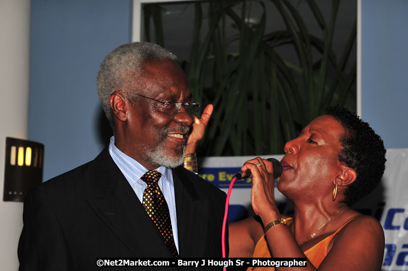 Bird of Paradise Awards & Gala @ Grand Palladium Resort & Spa [Fiesta] - Saturday, August 9, 2008 - Guest Honouree The Most Honourable P.J. Patterson ON, PC, QC - Hanover Homecoming Foundation LTD Jamaica - Wherever you roam ... Hanover bids you ... come HOME - Sunday, August 3 to Saturday, August 9, 2008 - Hanover Jamaica - Photographs by Net2Market.com - Barry J. Hough Sr. Photojournalist/Photograper - Photographs taken with a Nikon D300 - Negril Travel Guide, Negril Jamaica WI - http://www.negriltravelguide.com - info@negriltravelguide.com...!