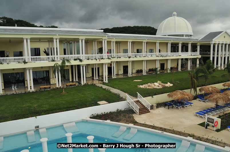 Grand Palladium Resort & Spa [Fiesta] - Host of Hanover Homecoming Foundations Celebrations - Hanover Homecoming Foundation LTD Jamaica - Wherever you roam ... Hanover bids you ... come HOME - Sunday, August 3 to Saturday, August 9, 2008 - Hanover Jamaica - Photographs by Net2Market.com - Barry J. Hough Sr. Photojournalist/Photograper - Photographs taken with a Nikon D300 - Negril Travel Guide, Negril Jamaica WI - http://www.negriltravelguide.com - info@negriltravelguide.com...!