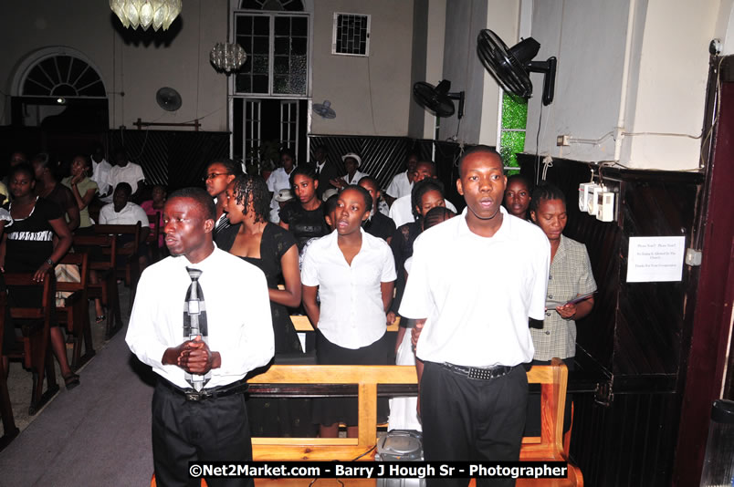 Lucea United Church - Unitied Church in Jamaica and Cayman Islands - Worship Service & Celebration of the Sacrament of Holy Communion - Special Guests: Hanover Homecoming Foundation & His excellency The Most Honourable Professor Sir Kenneth Hall Governor General of Jamaica - Sunday, August 3, 2008 - Hanover Homecoming Foundation LTD Jamaica - Wherever you roam ... Hanover bids you ... come HOME - Sunday, August 3 to Saturday, August 9, 2008 - Hanover Jamaica - Photographs by Net2Market.com - Barry J. Hough Sr. Photojournalist/Photograper - Photographs taken with a Nikon D300 - Negril Travel Guide, Negril Jamaica WI - http://www.negriltravelguide.com - info@negriltravelguide.com...!