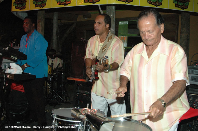 Jamaica Carnival 2007 @ The Jungle, Friday, March 2, 2007, The Jungle, Norman Manley Boulevard, Negril, Westmoreland, Jamaica W.I. - Negril Travel Guide, Negril Jamaica WI - http://www.negriltravelguide.com - info@negriltravelguide.com...!