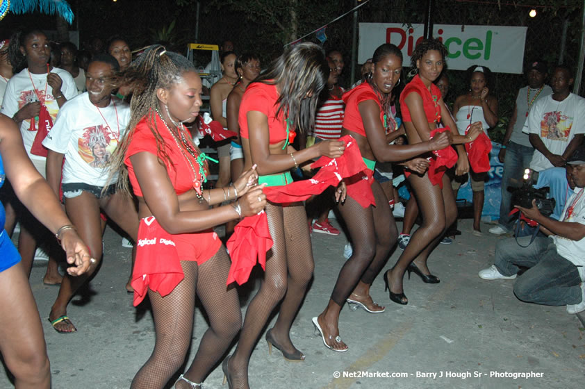 Jamaica Carnival 2007 @ The Jungle, Friday, March 2, 2007, The Jungle, Norman Manley Boulevard, Negril, Westmoreland, Jamaica W.I. - Negril Travel Guide, Negril Jamaica WI - http://www.negriltravelguide.com - info@negriltravelguide.com...!