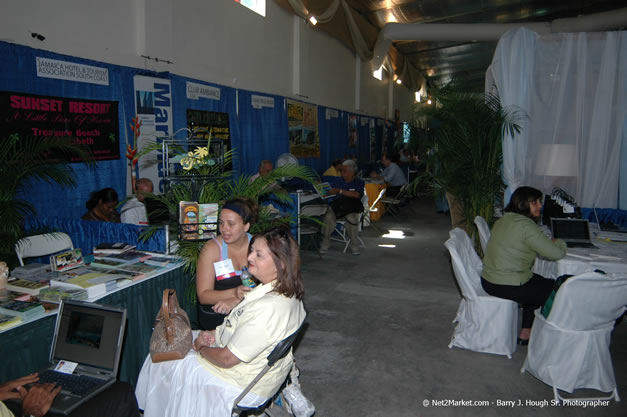 JAPEX 2006 Exibition @ Home Solutions, Negril - Tuesday, April 25, 2006 - Negril - JAPEX 2006 Negril Photos - Negril Travel Guide, Negril Jamaica WI - http://www.negriltravelguide.com - info@negriltravelguide.com...!