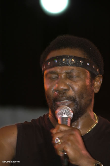 Toots & The Maytals - Air Jamaica Jazz & Blues 2005 - The Art Of Music - Cinnamon Hill Golf Course, Rose Hall, Montego Bay - Negril Travel Guide, Negril Jamaica WI - http://www.negriltravelguide.com - info@negriltravelguide.com...!