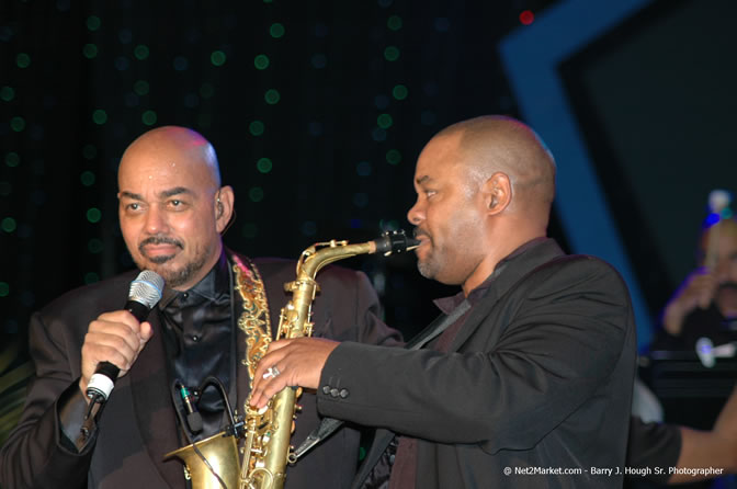 James Ingram - Air Jamaica Jazz & Blues Festival 2006 - The Art of Music - Cinnamon Hill Golf Club - Rosehall Resort & Country Club, Montego Bay, Jamaica W.I. - Thursday, Saturday 28, 2006 - Negril Travel Guide, Negril Jamaica WI - http://www.negriltravelguide.com - info@negriltravelguide.com...!