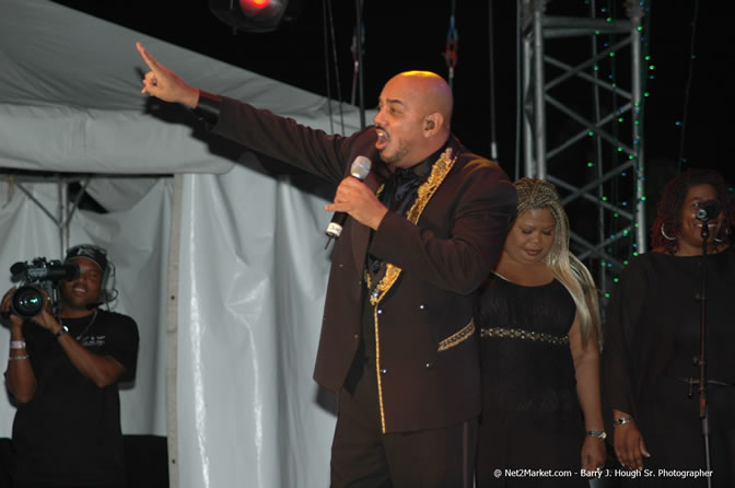 James Ingram - Air Jamaica Jazz & Blues Festival 2006 - The Art of Music - Cinnamon Hill Golf Club - Rosehall Resort & Country Club, Montego Bay, Jamaica W.I. - Thursday, Saturday 28, 2006 - Negril Travel Guide, Negril Jamaica WI - http://www.negriltravelguide.com - info@negriltravelguide.com...!