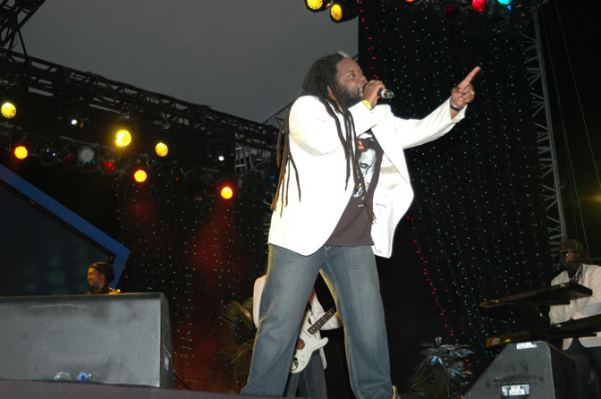 Morgan Heritage - Air Jamaica Jazz & Blues Festival 2006 - The Art of Music - Cinnamon Hill Golf Club - Rosehall Resort & Country Club, Montego Bay, Jamaica W.I. - Thursday, January 26, 2006 - Negril Travel Guide, Negril Jamaica WI - http://www.negriltravelguide.com - info@negriltravelguide.com...!