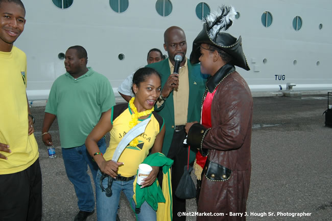 MS Freedom Of The Seas [Royal Caribbean International's - Newest Vessel] Plaques &amp; Keys Ceremony in order to commemorate its first arrival at the Port Montego Bay Photos - Negril Travel Guide, Negril Jamaica WI - http://www.negriltravelguide.com - info@negriltravelguide.com...!