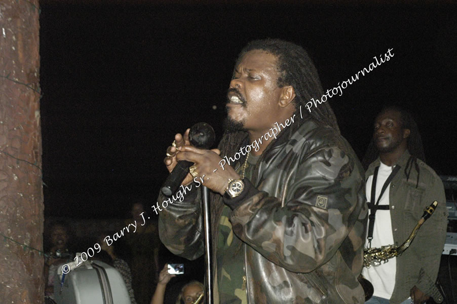  Luciano "Live in Concert" Negril Escape Resort & Spa, Openning Acts: Justice Merchant, and Timmi Burrell, Backing Band: JAH Messenjah, One Love Reggae Summer Series, West End, Negril, Westmoreland, Jamaica W.I. - Tuesday, August 11, 2009 - Photographs by Barry J. Hough Sr. Photojournalist/Photograper - Photographs taken with a Nikon D70, D100, or D300 - Negril Travel Guide, Negril Jamaica WI - http://www.negriltravelguide.com - info@negriltravelguide.com...!