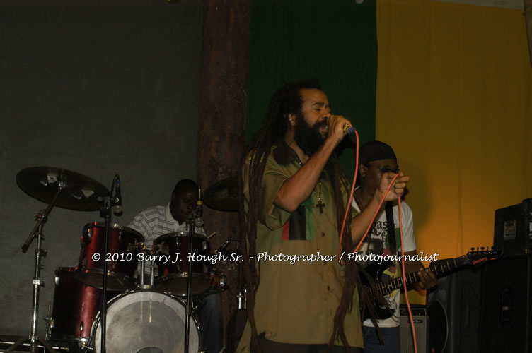 JAH Cure - Live In Concert @ Negril Escape Resort and Spa, December 15, 2009, One Love Drive, West End, Negril, Westmoreland, Jamaica W.I. - Photographs by Net2Market.com - Barry J. Hough Sr, Photographer/Photojournalist - Negril Travel Guide, Negril Jamaica WI - http://www.negriltravelguide.com - info@negriltravelguide.com...!