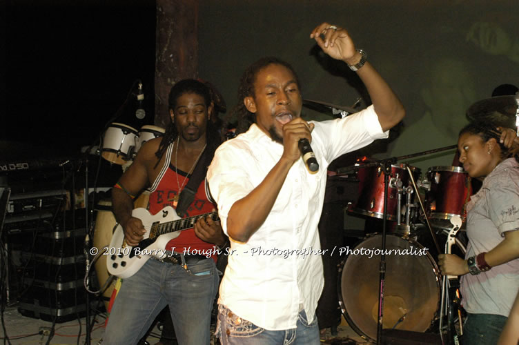 JAH Cure - Live In Concert @ Negril Escape Resort and Spa, December 15, 2009, One Love Drive, West End, Negril, Westmoreland, Jamaica W.I. - Photographs by Net2Market.com - Barry J. Hough Sr, Photographer/Photojournalist - Negril Travel Guide, Negril Jamaica WI - http://www.negriltravelguide.com - info@negriltravelguide.com...!