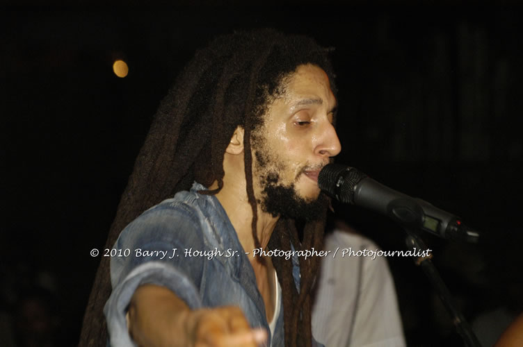 Julian Marley - Grammy Nominee & Son of the Legend Bob Marley - Live in Concert - Also featuring Ras Noble, Power Drill, Iron Head, & Robin Banks - Backing Band Roots Warrior, plus DJ Gemini @ One Love Reggae Concerts Series 09/10 @ Negril Escape Resort & Spa, February 2, 2010, One Love Drive, West End, Negril, Westmoreland, Jamaica W.I. - Photographs by Net2Market.com - Barry J. Hough Sr, Photographer/Photojournalist - The Negril Travel Guide - Negril's and Jamaica's Number One Concert Photography Web Site with over 40,000 Jamaican Concert photographs Published -  Negril Travel Guide, Negril Jamaica WI - http://www.negriltravelguide.com - info@negriltravelguide.com...!