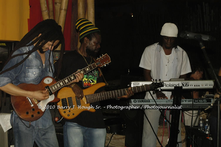 Julian Marley - Grammy Nominee & Son of the Legend Bob Marley - Live in Concert - Also featuring Ras Noble, Power Drill, Iron Head, & Robin Banks - Backing Band Roots Warrior, plus DJ Gemini @ One Love Reggae Concerts Series 09/10 @ Negril Escape Resort & Spa, February 2, 2010, One Love Drive, West End, Negril, Westmoreland, Jamaica W.I. - Photographs by Net2Market.com - Barry J. Hough Sr, Photographer/Photojournalist - The Negril Travel Guide - Negril's and Jamaica's Number One Concert Photography Web Site with over 40,000 Jamaican Concert photographs Published -  Negril Travel Guide, Negril Jamaica WI - http://www.negriltravelguide.com - info@negriltravelguide.com...!