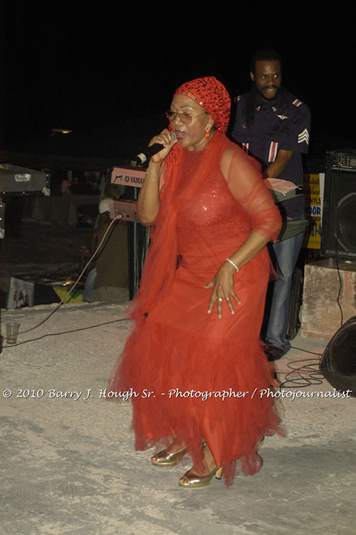 Marcia Griffiths & Edge Michael - Live In Concert - One Love Reggae Concert Series 09/10 @ Negril Escape Resort and Spa, December 29, 2009, One Love Drive, West End, Negril, Westmoreland, Jamaica W.I. - Photographs by Net2Market.com - Barry J. Hough Sr, Photographer/Photojournalist - Negril Travel Guide, Negril Jamaica WI - http://www.negriltravelguide.com - info@negriltravelguide.com...!