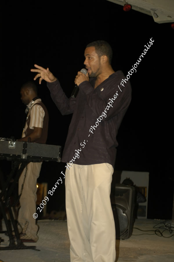  Sanchez - Live in Concert - at the One Love Reggae Concert Series 09/10 @ Negril Escape Resort & Spa - Also Featuring: Timmi Burrell and Justice Merchant- Backing Band Roots Warrior - DJ Gemini - MC Oliver Cargill, Negril Escape Resort & Spa, One Love Drive, West End, Negril, Westmoreland, Jamaica W.I. - Tuesday, November 24, 2009 - Photographs by Net2Market.com - Barry J. Hough Sr, Photographer / Photojournalist - Photos taken with a Nikon D70, D100, or D300 - Negril Travel Guide, Negril Jamaica WI - http://www.negriltravelguide.com - info@negriltravelguide.com...!