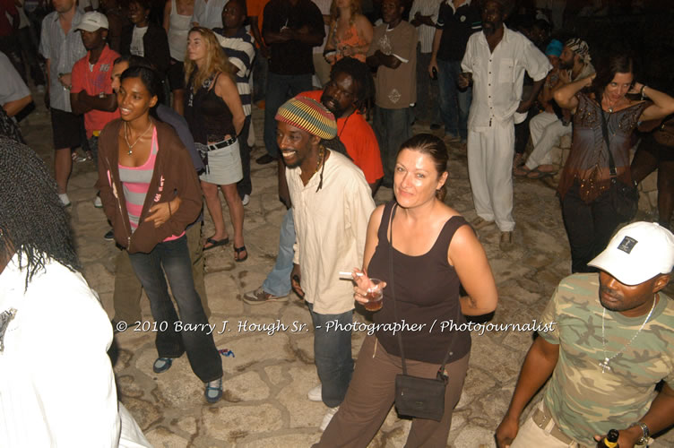 Tanya Stephens - Live In Concert @ Negril Escape Resort and Spa, Backing Band Roots Warrior, plus DJ Gemini, January 26, 2010, One Love Drive, West End, Negril, Westmoreland, Jamaica W.I. - Photographs by Net2Market.com - Barry J. Hough Sr, Photographer/Photojournalist - The Negril Travel Guide - Negril's and Jamaica's Number One Concert Photography Web Site with over 40,000 Jamaican Concert photographs Published -  Negril Travel Guide, Negril Jamaica WI - http://www.negriltravelguide.com - info@negriltravelguide.com...!