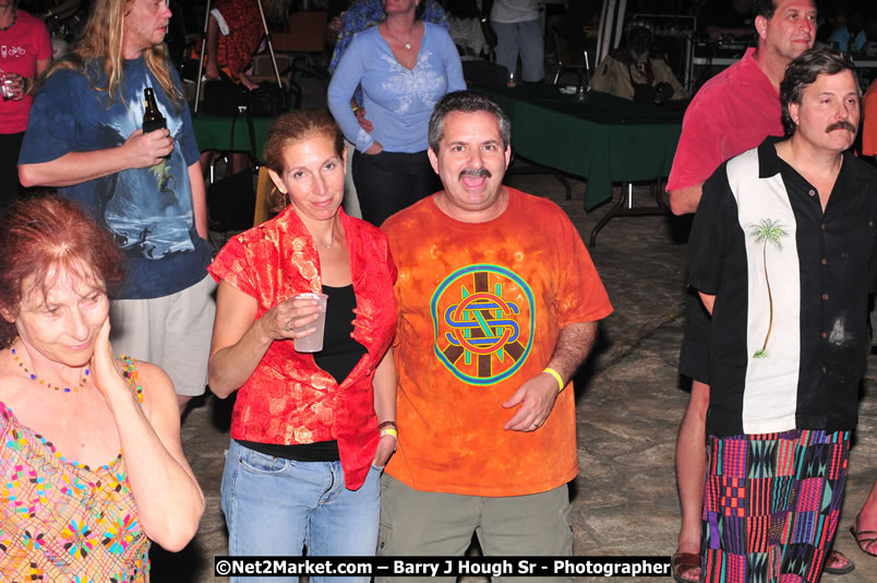 Chinese New Year @ The Sunset Show at Negril Escape - Tuesday, January 27, 2009 - Live Reggae Music at Negril Escape - Tuesday Nights 6:00PM to 10:00 PM - Photographs by Net2Market.com - Barry J. Hough Sr, Photographer/Photojournalist - Negril Travel Guide, Negril Jamaica WI - http://www.negriltravelguide.com - info@negriltravelguide.com...!