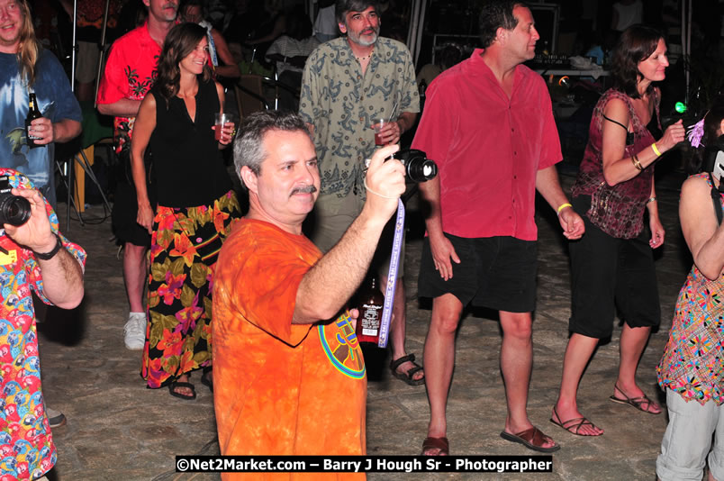 Chinese New Year @ The Sunset Show at Negril Escape - Tuesday, January 27, 2009 - Live Reggae Music at Negril Escape - Tuesday Nights 6:00PM to 10:00 PM - Photographs by Net2Market.com - Barry J. Hough Sr, Photographer/Photojournalist - Negril Travel Guide, Negril Jamaica WI - http://www.negriltravelguide.com - info@negriltravelguide.com...!