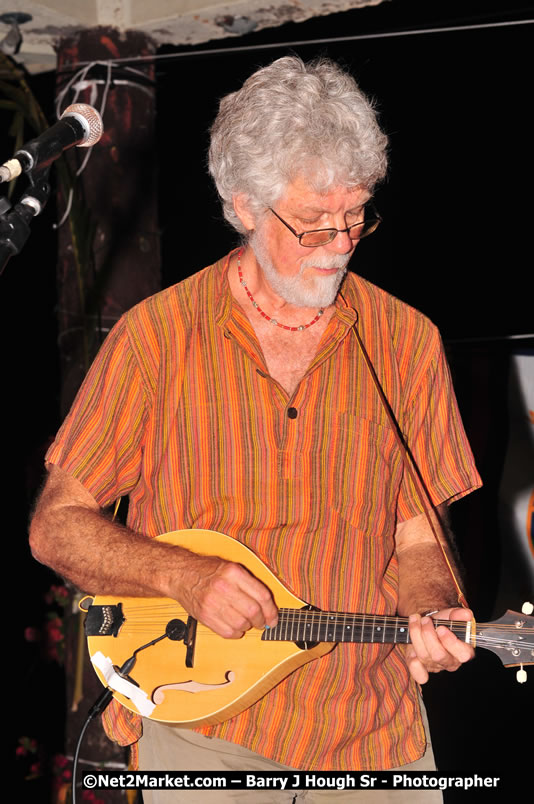 Chinese New Year @ The Sunset Show at Negril Escape - Tuesday, January 27, 2009 - Live Reggae Music at Negril Escape - Tuesday Nights 6:00PM to 10:00 PM - Photographs by Net2Market.com - Barry J. Hough Sr, Photographer/Photojournalist - Negril Travel Guide, Negril Jamaica WI - http://www.negriltravelguide.com - info@negriltravelguide.com...!