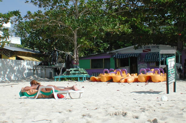 A Photo Walk along Negril's Famous Seven Mile Beach - Negril Travel Guide, Negril Jamaica WI - http://www.negriltravelguide.com - info@negriltravelguide.com...!