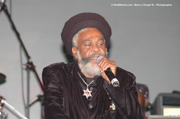 The Abyssinians @ Tru-Juice Rebel Salute 2007 - Saturday, January 13, 2007, Port Kaiser Sports Club, St. Elizabeth - Negril Travel Guide, Negril Jamaica WI - http://www.negriltravelguide.com - info@negriltravelguide.com...!