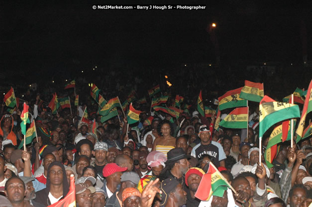 Luton Fyah at Tru-Juice Rebel Salute 2008 - The 15th staging of Tru-Juice Rebel Salute, Saturday, January 12, 2008, Port Kaiser Sports Club, St. Elizabeth, Jamaica W.I. - Photographs by Net2Market.com - Barry J. Hough Sr, Photographer - Negril Travel Guide, Negril Jamaica WI - http://www.negriltravelguide.com - info@negriltravelguide.com...!