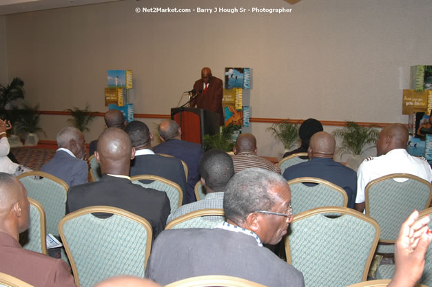 Red Cap Porters Awards - Minister of Tourism, Hon. Edmund Bartlett - Director of Tourism, Basil Smith - Friday, December 14, 2007 - Holiday Inn Sunspree, Montego Bay, Jamaica W.I. - Photographs by Net2Market.com - Barry J. Hough Sr, Photographer - Negril Travel Guide, Negril Jamaica WI - http://www.negriltravelguide.com - info@negriltravelguide.com...!