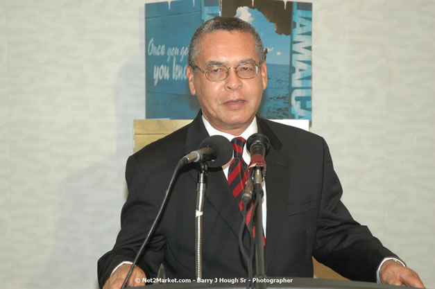 Red Cap Porters Awards - Minister of Tourism, Hon. Edmund Bartlett - Director of Tourism, Basil Smith - Friday, December 14, 2007 - Holiday Inn Sunspree, Montego Bay, Jamaica W.I. - Photographs by Net2Market.com - Barry J. Hough Sr, Photographer - Negril Travel Guide, Negril Jamaica WI - http://www.negriltravelguide.com - info@negriltravelguide.com...!