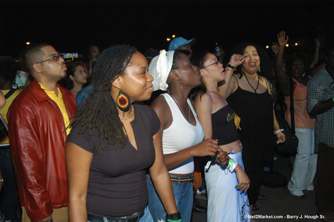 Other Photos - Red Stripe Reggae Sumfest 2005 - International Night #2 - July 23th, 2005 - Negril Travel Guide, Negril Jamaica WI - http://www.negriltravelguide.com - info@negriltravelguide.com...!