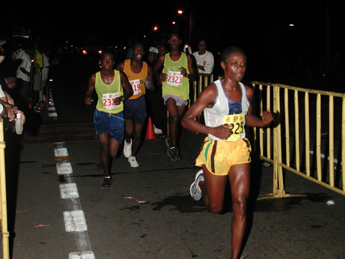 2002 Reggae Marathon & Half Marathon Photographs - Negril Travel Guide, Negril Jamaica WI - http://www.negriltravelguide.com - info@negriltravelguide.com...!