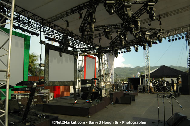 Venue Pre Explosion - Thursday, July 19, 2007 - Red Stripe Reggae Sumfest at Catherine Hall, Montego Bay, St Jamaica, Jamaica W.I. - Negril Travel Guide.com, Negril Jamaica WI - http://www.negriltravelguide.com - info@negriltravelguide.com...!