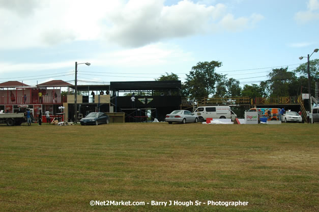 Venue Under Construction - Wednesday, July 18, 2007 - Red Stripe Reggae Sumfest at Catherine Hall, Montego Bay, St Jamaica, Jamaica W.I. - Negril Travel Guide.com, Negril Jamaica WI - http://www.negriltravelguide.com - info@negriltravelguide.com...!