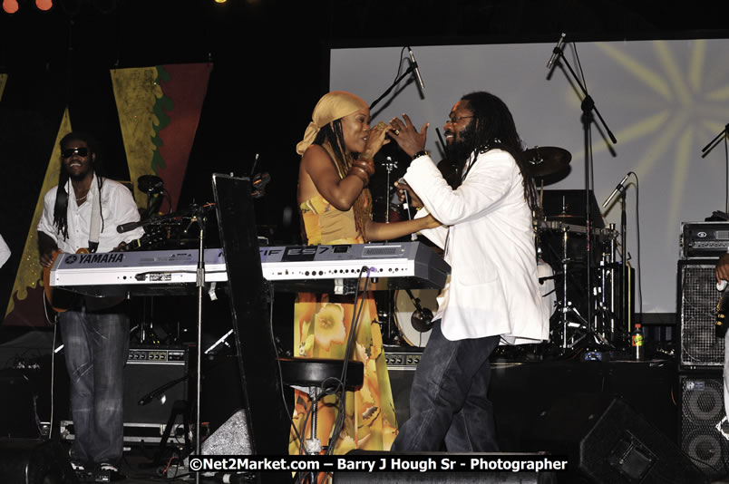  Tarrus Riley - Live in Concert - at the One Love Reggae Concert Series 09/10 @ Negril Escape Resort & Spa - Also Featuring: Mistic Bowie, Monday Justice, Cash, Dean Frazier - DJ Gemini - MC Oliver Cargill, Negril Escape Resort & Spa, One Love Drive, West End, Negril, Westmoreland, Jamaica W.I. - Tuesday, November 17, 2009 - Photographs by Net2Market.com - Barry J. Hough Sr, Photographer / Photojournalist - Photos taken with a Nikon D70, D100, or D300 - Negril Travel Guide, Negril Jamaica WI - http://www.negriltravelguide.com - info@negriltravelguide.com...!