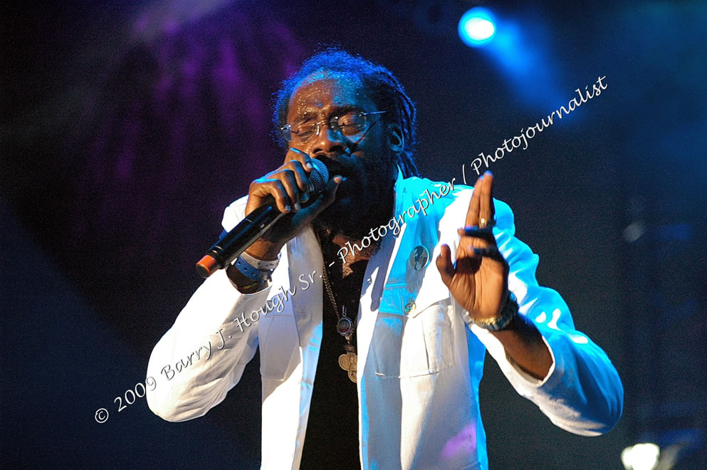 Tarrus Riley @ Reggae Sumfest 2009 - International Night 2 - Reggae Sumfest 2009,Catherine Hall, Montego Bay, St. James, Jamaica W.I. - Saturday, July 25, 2009 - Reggae Sumfest 2009, July 19 - 25, 2009 - Photographs by Net2Market.com - Barry J. Hough Sr. Photojournalist/Photograper - Photographs taken with a Nikon D70, D100, or D300 - Negril Travel Guide, Negril Jamaica WI - http://www.negriltravelguide.com - info@negriltravelguide.com...!