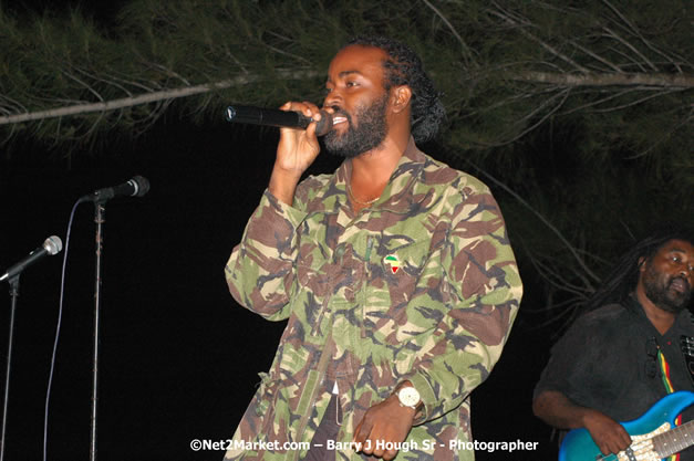 Tarrus Riley, Jimmy Riley, and Dwayne Stephensen - Money Cologne Promotions in association with "British Link Up" presents Summer Jam featuring She's Royal Tarrus Riley & Jimmy Riley - Plus Ras Slick, Sham Dawg, and Whiskey Bagio @ Roots Bamboo, Norman Manley Boulevard, Negril, Jamaica W.I. - Backed up Dean Fraser & The Hurricanne Band - MC Barry G and Rev. BB - July 25, 2007 - Negril Travel Guide.com, Negril Jamaica WI - http://www.negriltravelguide.com - info@negriltravelguide.com...!