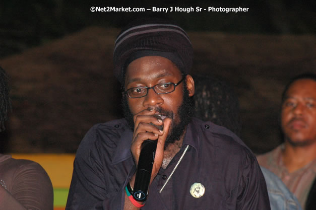 Tarrus Riley, Jimmy Riley, and Dwayne Stephensen - Money Cologne Promotions in association with "British Link Up" presents Summer Jam featuring She's Royal Tarrus Riley & Jimmy Riley - Plus Ras Slick, Sham Dawg, and Whiskey Bagio @ Roots Bamboo, Norman Manley Boulevard, Negril, Jamaica W.I. - Backed up Dean Fraser & The Hurricanne Band - MC Barry G and Rev. BB - July 25, 2007 - Negril Travel Guide.com, Negril Jamaica WI - http://www.negriltravelguide.com - info@negriltravelguide.com...!