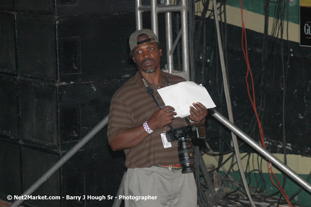 Queen Ifrica @ Western Consciousness 2007 - Presented by King of Kings Productons - Saturday, April 28, 2007 - Llandilo Cultural Centre, Savanna-La-Mar, Westmoreland, Jamaica W.I. - Negril Travel Guide, Negril Jamaica WI - http://www.negriltravelguide.com - info@negriltravelguide.com...!