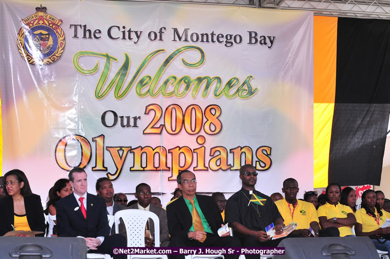 The City of Montego Bay Welcomes Our 2008 Olympians - Western Motorcade - Civic Ceremony - A Salute To Our Beijing Heros - Sam Sharpe Square, Montego Bay, Jamaica - Tuesday, October 7, 2008 - Photographs by Net2Market.com - Barry J. Hough Sr. Photojournalist/Photograper - Photographs taken with a Nikon D300 - Negril Travel Guide, Negril Jamaica WI - http://www.negriltravelguide.com - info@negriltravelguide.com...!