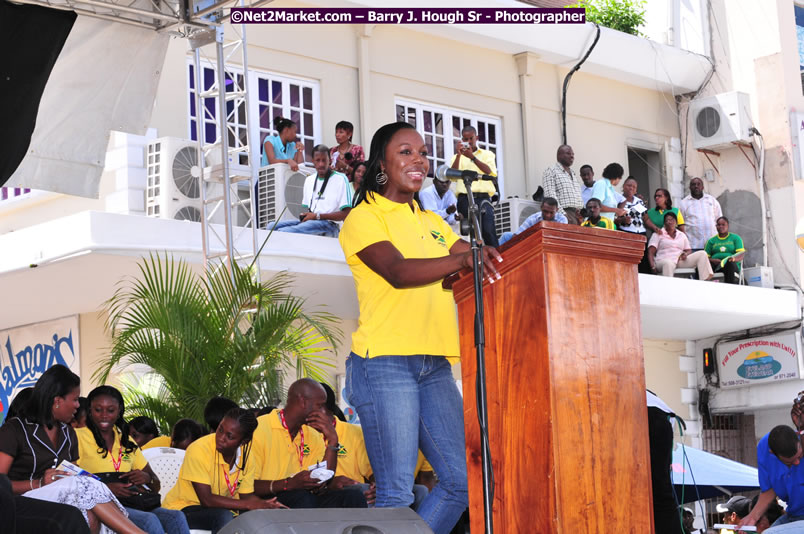 The City of Montego Bay Welcomes Our 2008 Olympians - Western Motorcade - Civic Ceremony - A Salute To Our Beijing Heros - Sam Sharpe Square, Montego Bay, Jamaica - Tuesday, October 7, 2008 - Photographs by Net2Market.com - Barry J. Hough Sr. Photojournalist/Photograper - Photographs taken with a Nikon D300 - Negril Travel Guide, Negril Jamaica WI - http://www.negriltravelguide.com - info@negriltravelguide.com...!