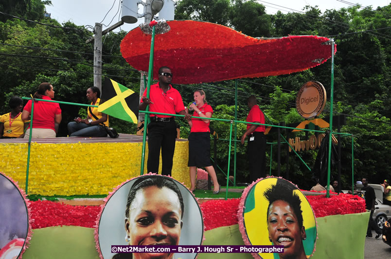 The City of Montego Bay Welcomes Our 2008 Olympians - Western Motorcade - Civic Ceremony - A Salute To Our Beijing Heros - Sam Sharpe Square, Montego Bay, Jamaica - Tuesday, October 7, 2008 - Photographs by Net2Market.com - Barry J. Hough Sr. Photojournalist/Photograper - Photographs taken with a Nikon D300 - Negril Travel Guide, Negril Jamaica WI - http://www.negriltravelguide.com - info@negriltravelguide.com...!